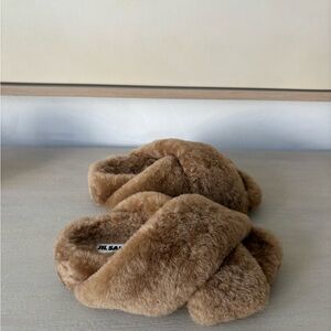 Jil Sander  Beige Fur Slippers Size 35